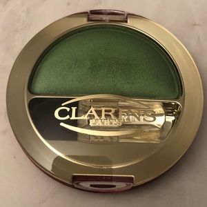 Groovy Green Clarins eyeshadow
